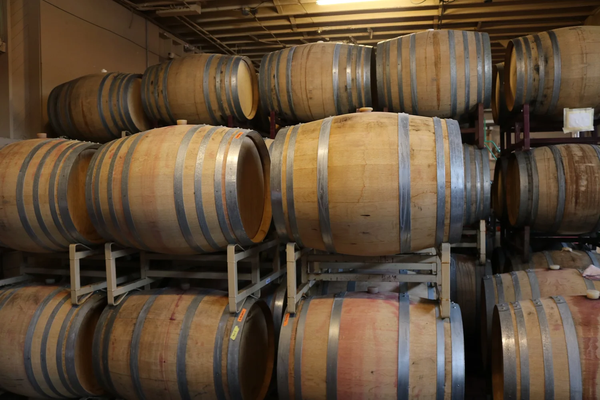 Baker Family Wines logo