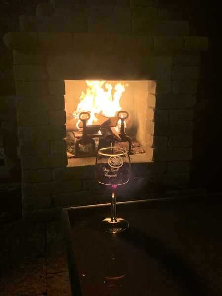 Stony Knoll Vineyards logo